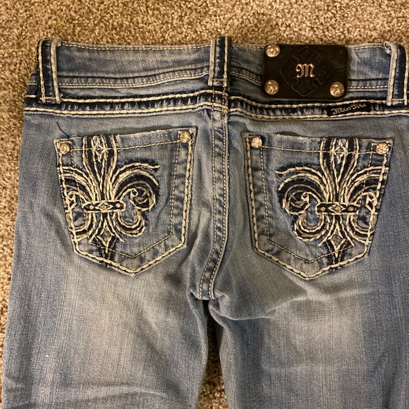 Jeans - Picture 2 of 6